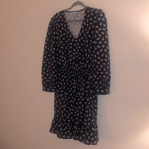 Draper James DRW0587 Floral Peasant Dress in Nassau Navy Multi